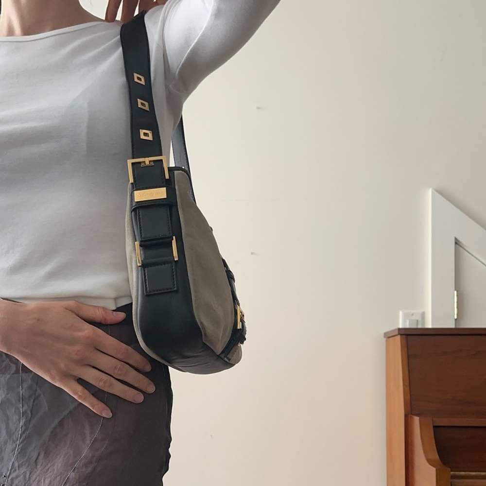 Yves Saint Laurent YSL grey suede bag - Picture 2 of 16